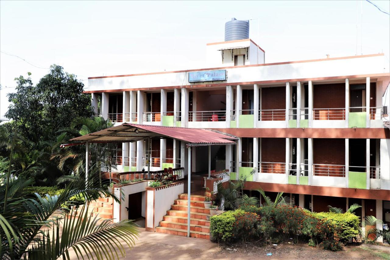 River Palace - A Valley View Hotel Panchgani Luaran gambar