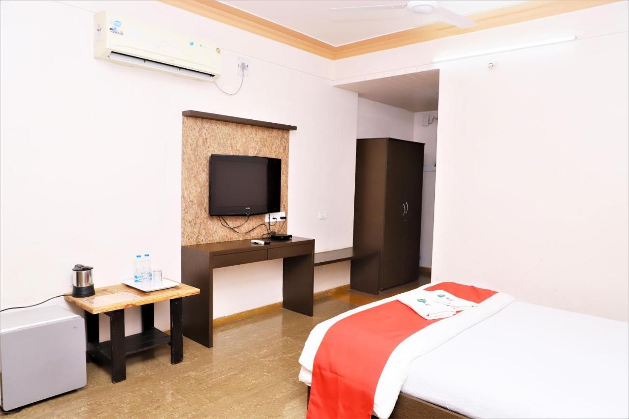 River Palace - A Valley View Hotel Panchgani Luaran gambar